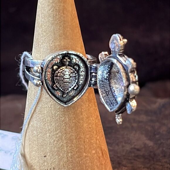 New 925 Sterling Silver Turtle Poison Ring - Picture 6 of 13